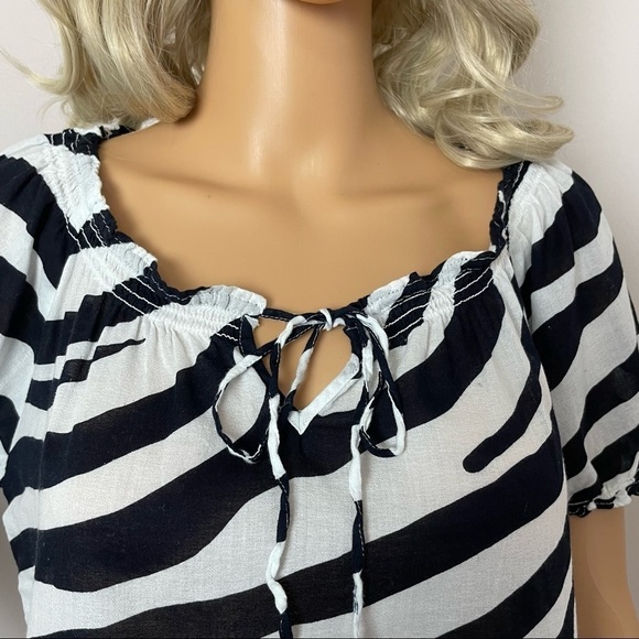 Loft Zebra Print Cotton Blouse Keyhole Tie Neck Size Medium - Picture 2 of 10